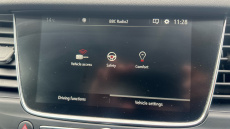 Vauxhall Grandland X 1.2 Turbo SRi Nav 5dr Auto Petrol Hatchback